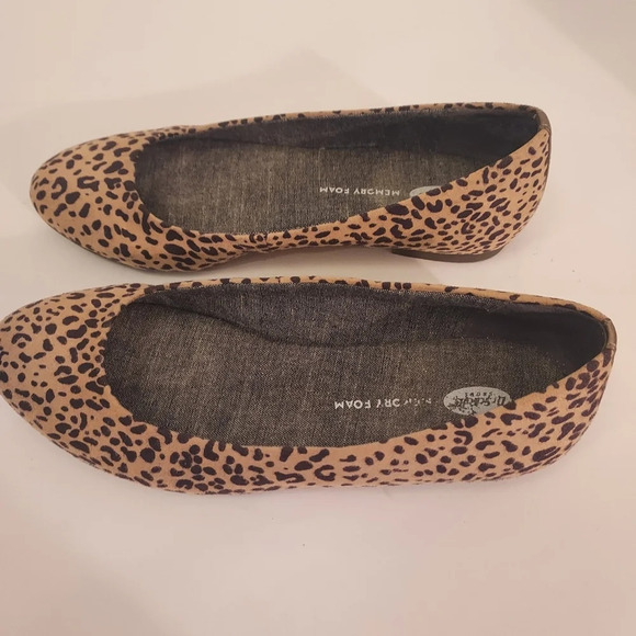 Dr. Scholl's Memory Foam Connect Tan/Leopard Print Ballet Flat in Size 6 - Picture 5 of 10